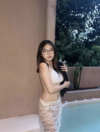 Full leaked Theresiaacn private photo