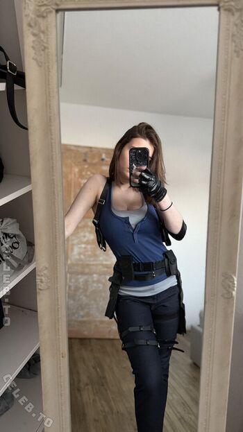 Full leaked Therlyen page private photo