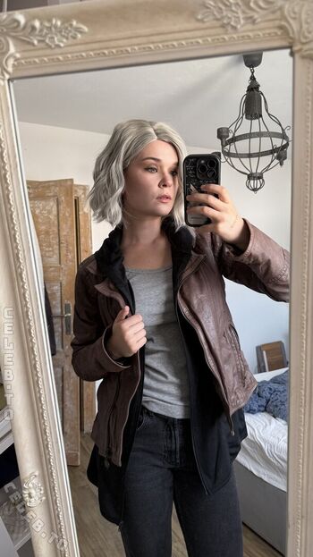 Full leaked Therlyen page private photo
