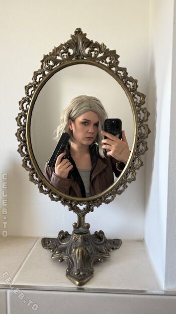 Full leaked Therlyen page private photo