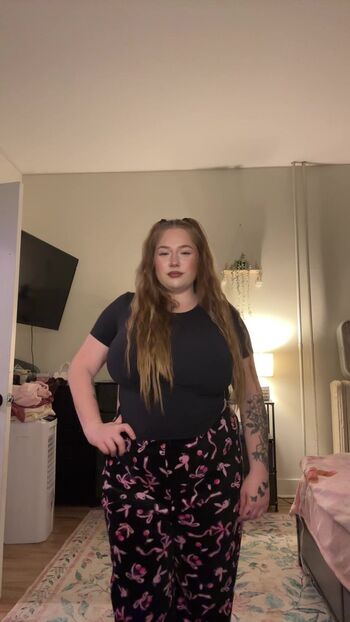 Full leaked Theycallmelilvan private photo
