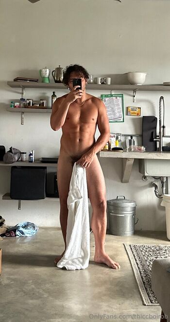Full leaked Thiccboirob page private photo