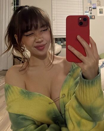 Full leaked Thisbicthdied private photo