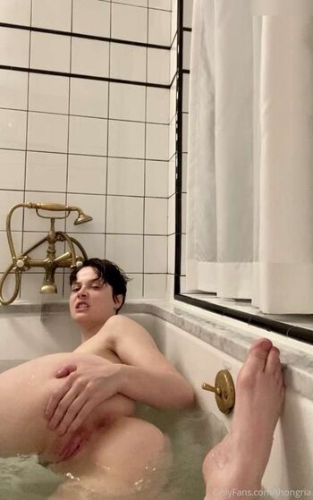 Full leaked Thongria private photo