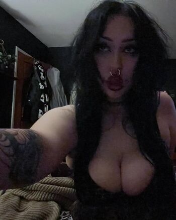 Full leaked Thykingdomkay private photo