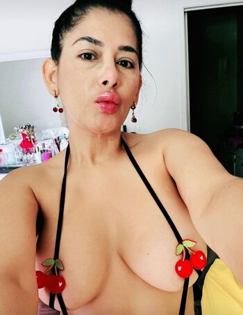 Full leaked Tia may private photo