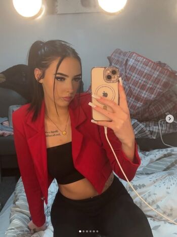 Full leaked Tia private photo