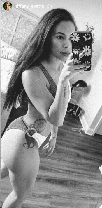 Full leaked Tiffany weeks private photo