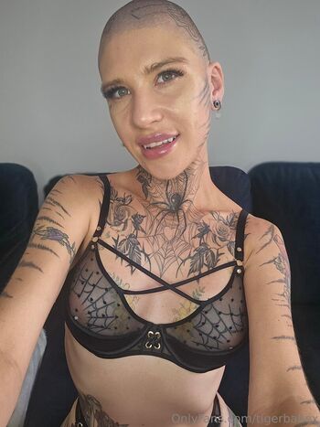 Full leaked Tigerbabex private photo