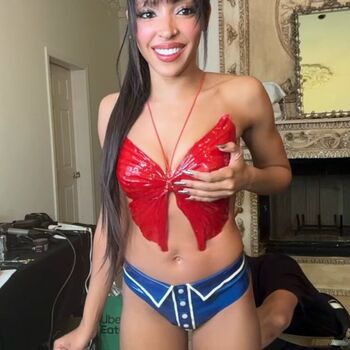 Full leaked Tinashe private photo