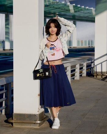 tiny.pretty.j