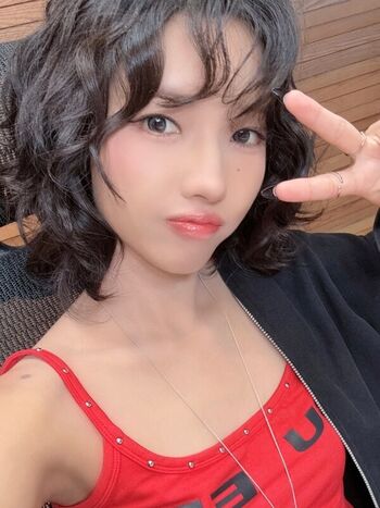 tiny.pretty.j