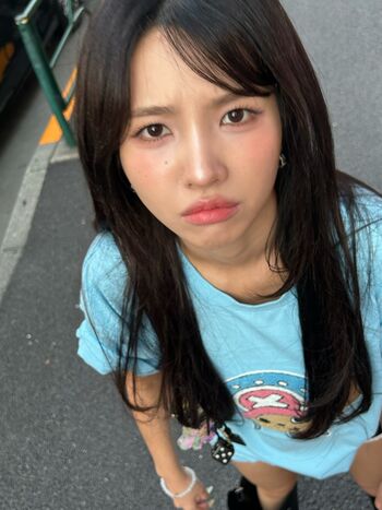 tiny.pretty.j