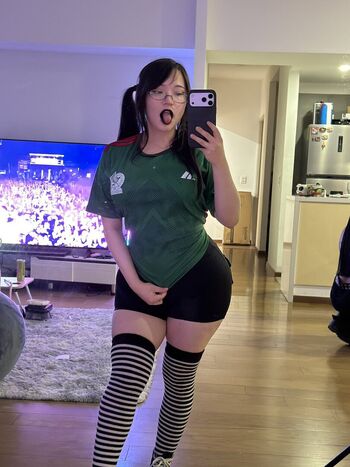 Full leaked Tinyvampfang private photo