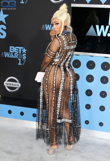 Full leaked Tommie lee private photo