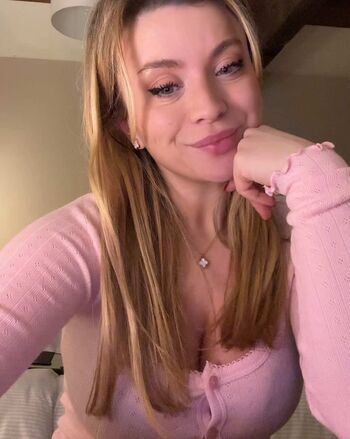 Full leaked Toributlerr private photo