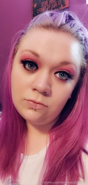 toxickissez20bbwfree