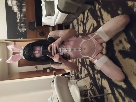 Full leaked Trapbunny private photo