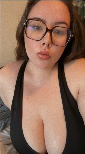 Full leaked Traycee private photo