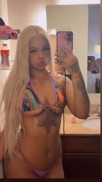 Full leaked Treasurebby private onlyfans photo
