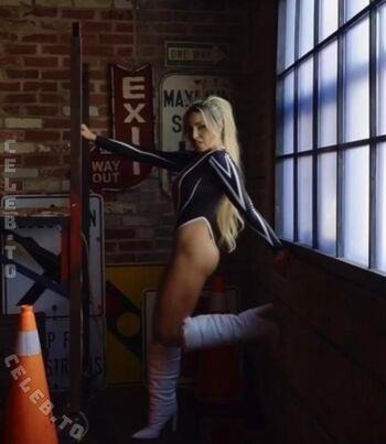 Full leaked Trish stratus page private onlyfans photo