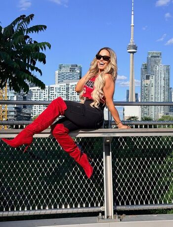Full leaked Trish stratus private photo