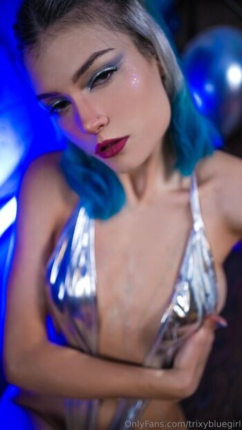 Full leaked Trixy blue page private photo