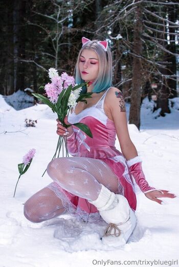 Full leaked Trixy blue page private photo