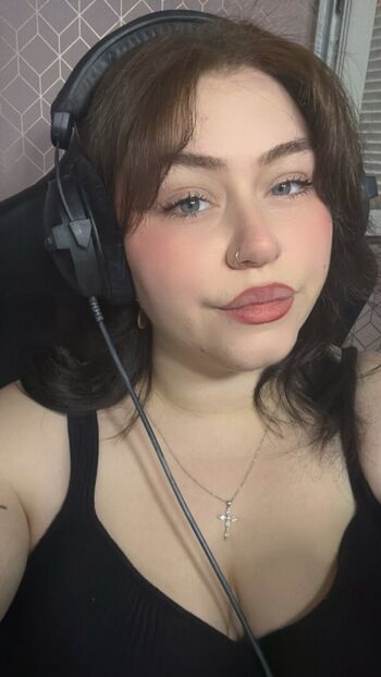 Full leaked Trixy private photo