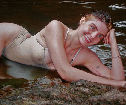 Full leaked Demi hawk/ private photo