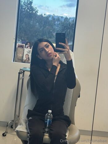 Full leaked Tslunabae private photo