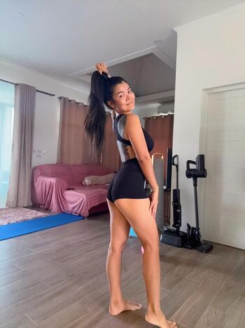 Full leaked Tui private photo
