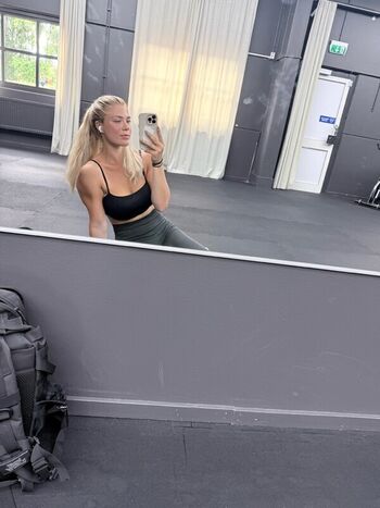 Full leaked Tuva balkerud private photo