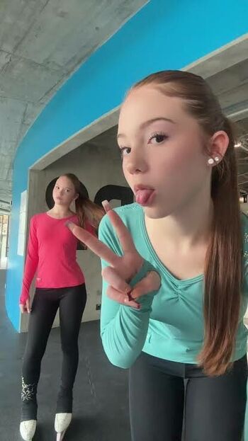 Full leaked Twins on ice private photo