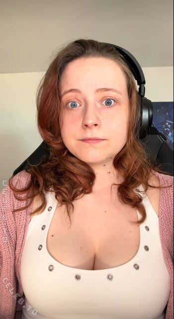 Full leaked Twostonelol private photo
