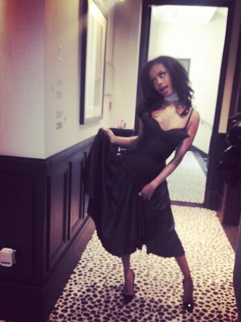 Full leaked Tyla page private photo