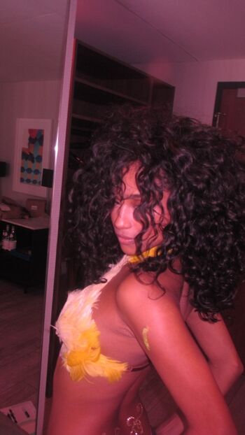 Full leaked Tyla page private photo