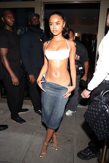 Full leaked Eiza gonzalez / private photo