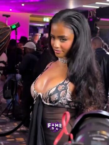 Full leaked Tyla page private photo