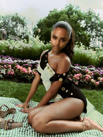 Full leaked Tyla page private photo
