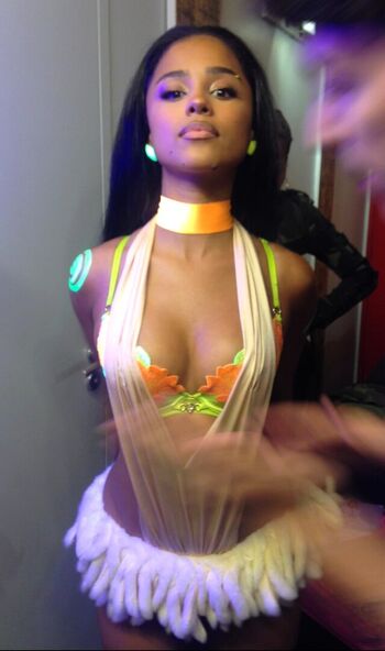 Full leaked Maisey monroe/ private photo