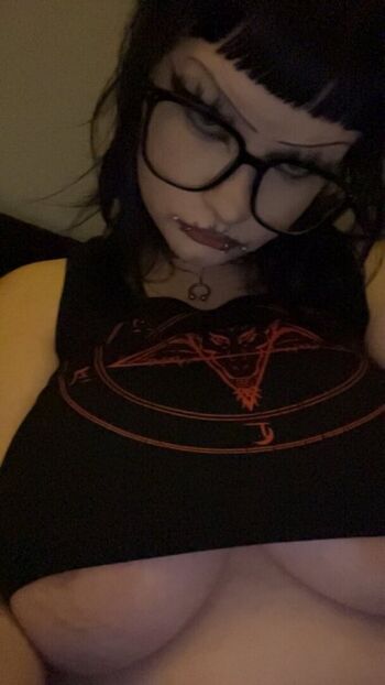 Full leaked Tyrannicaldecay private photo