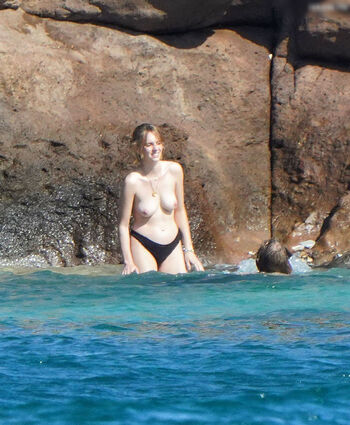 Full leaked Uma thurman page private photo