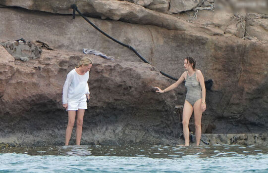 Full leaked Uma thurman private photo