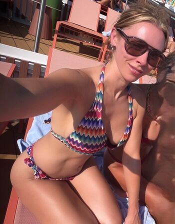 Full leaked Una healy private photo