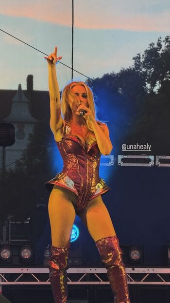 Full leaked Una healy private photo