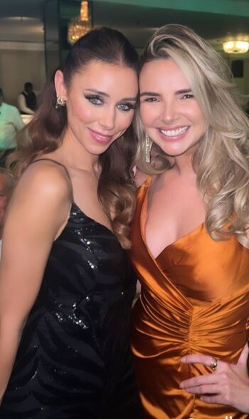 Full leaked Una healy private photo