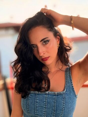 Full leaked Unasemplicefra page private photo