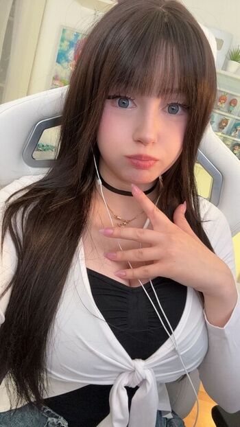 Full leaked Upminaa page private photo