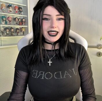 Full leaked Upminaa private photo